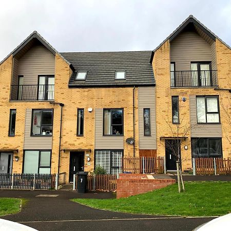 Sheffield City Centre , Free Wifi & Parking - Private Room - Shared House Exteriér fotografie