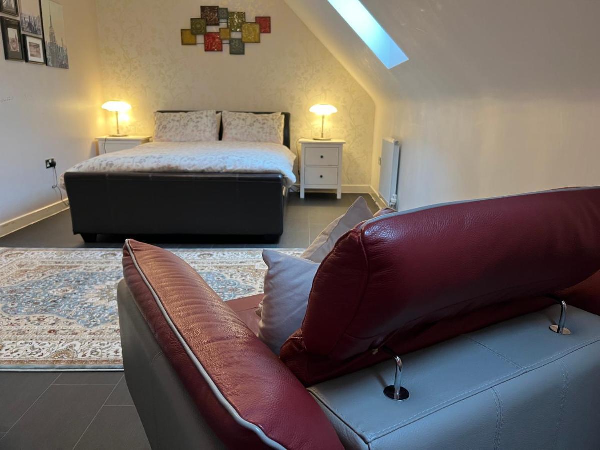Sheffield City Centre , Free Wifi & Parking - Private Room - Shared House Exteriér fotografie